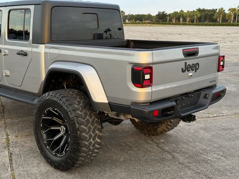 Used 2021 Jeep Gladiator Sport AWD/4WD image 39