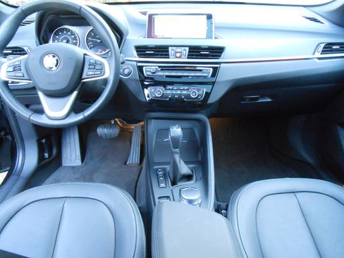 Used 2017 BMW X1 xDrive28i AWD/4WD image 9