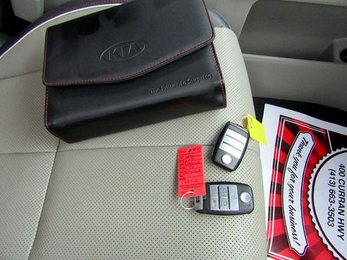 Used 2016 Kia Sedona SX FWD image 27