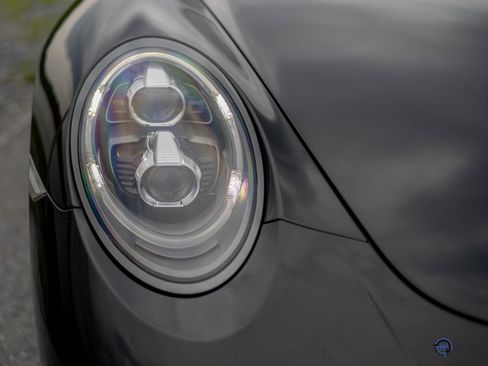 Used 2018 Porsche 911 Carrera S RWD image 26