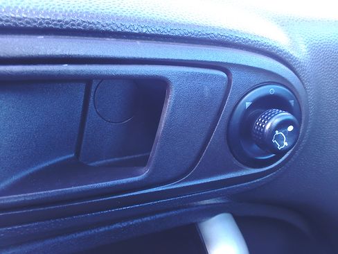 Used 2012 Ford Fiesta SEL Sedan FWD image 20