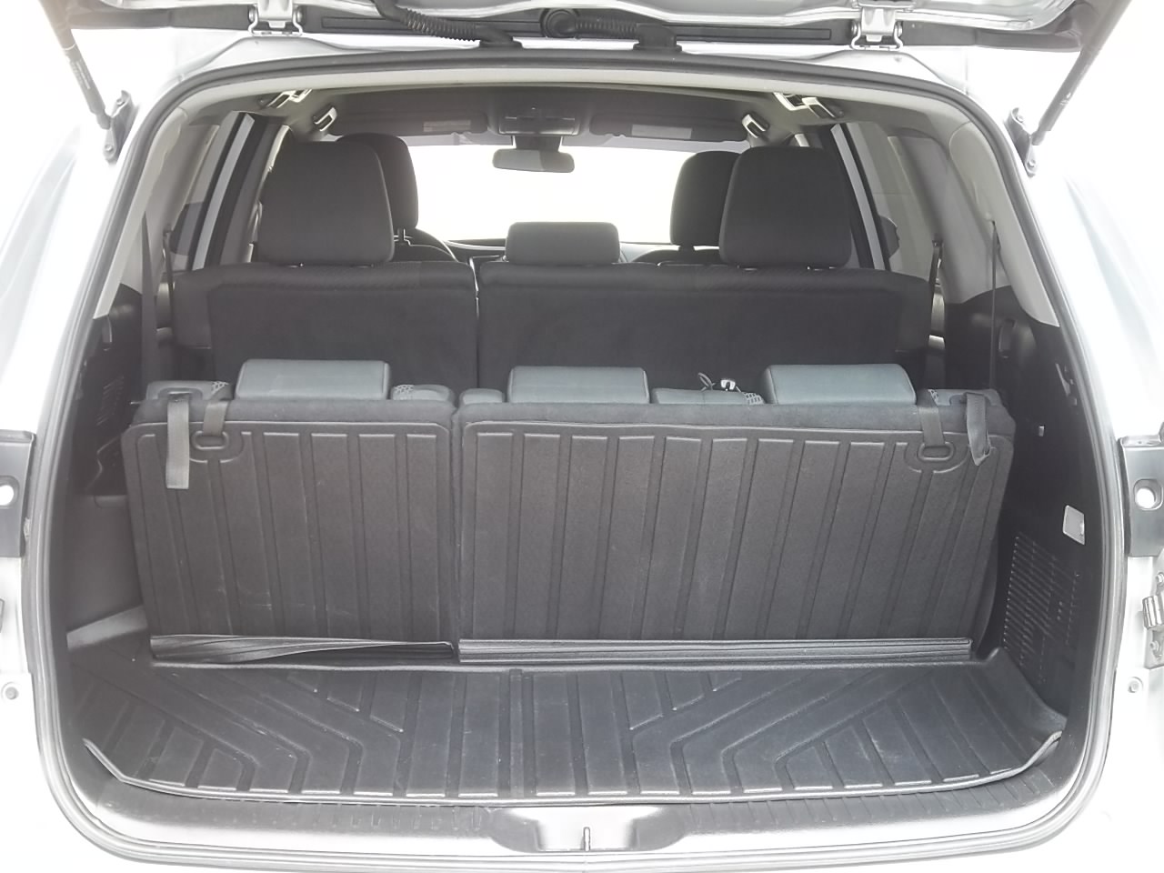 Used 2019 Toyota Highlander AWD V6 image 11