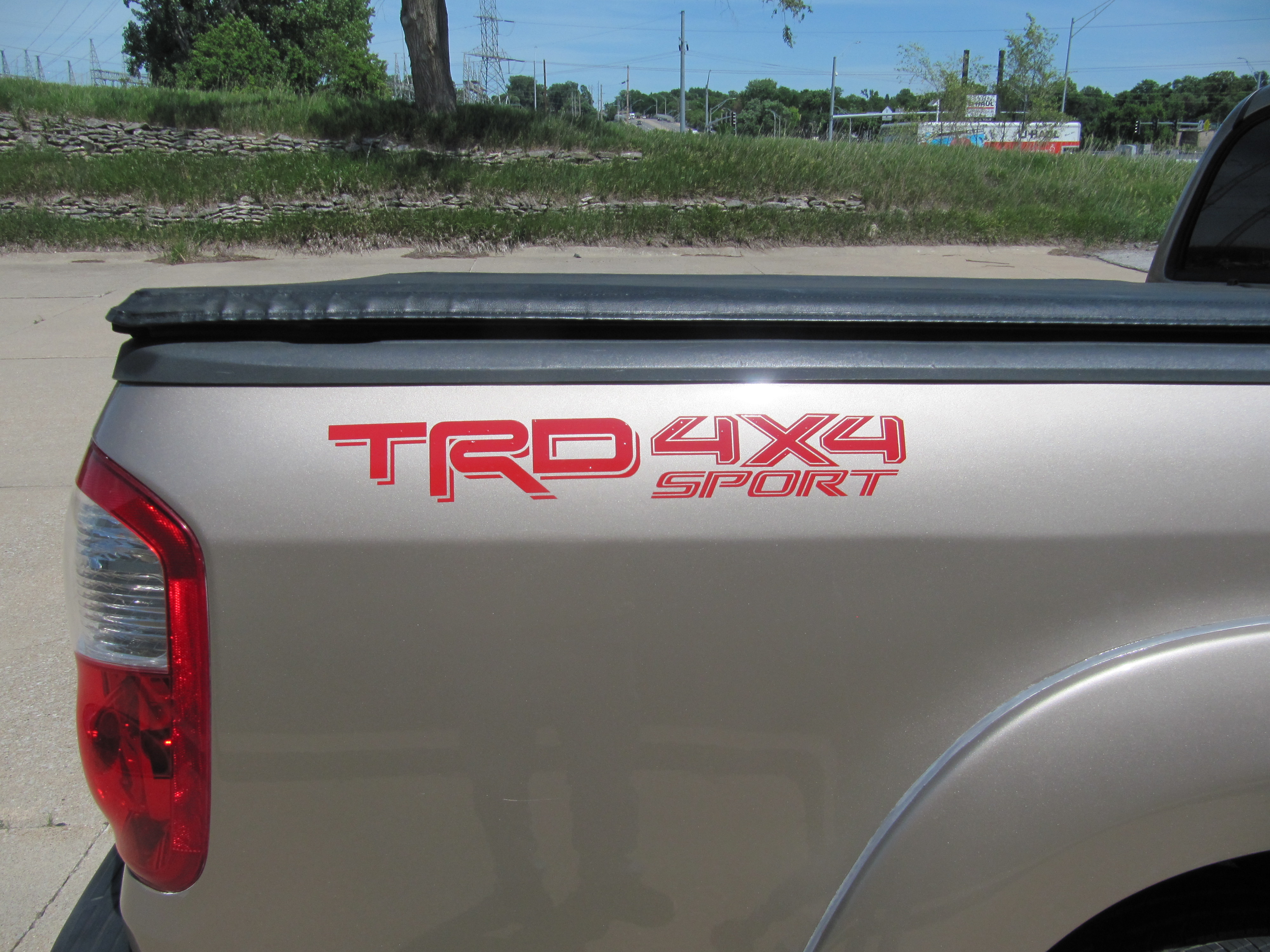 Used 2006 Toyota Tundra 4x4 Double Cab SR5 image 4