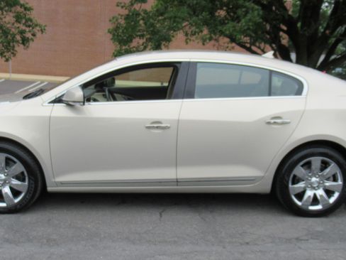 Used 2012 Buick LaCrosse Premium FWD image 4
