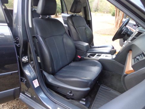 Used 2013 Subaru Outback 2.5i Limited image 10