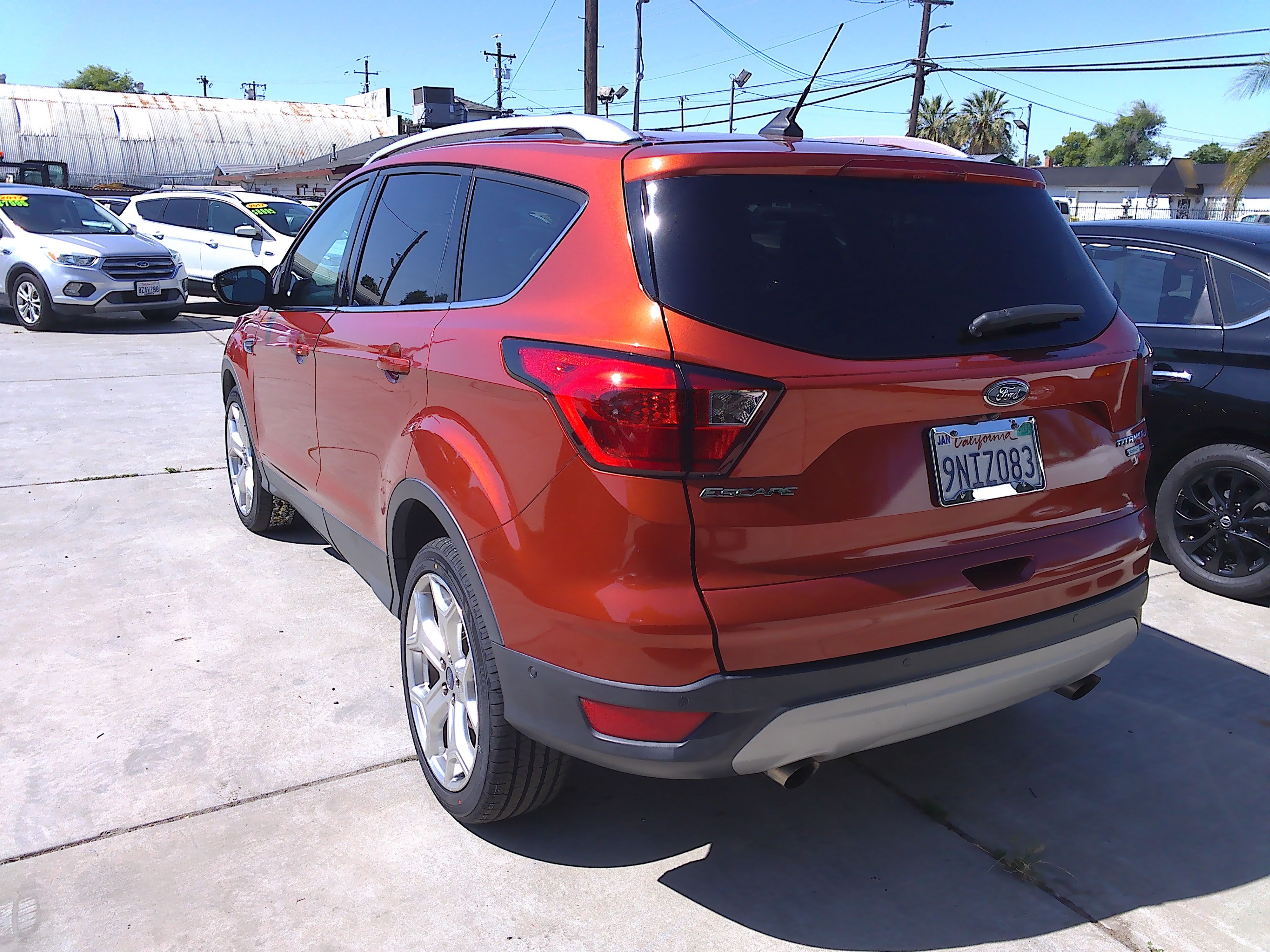 Used 2019 Ford Escape 4WD Titanium image 3