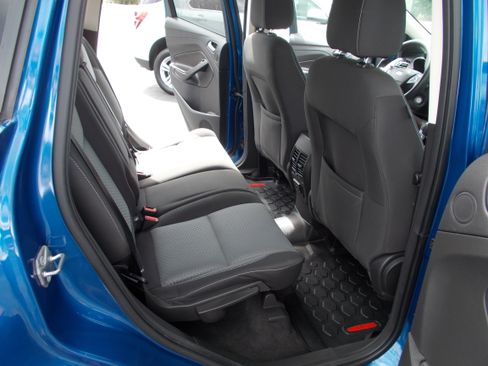 Used 2017 Ford Escape 4WD SE image 21
