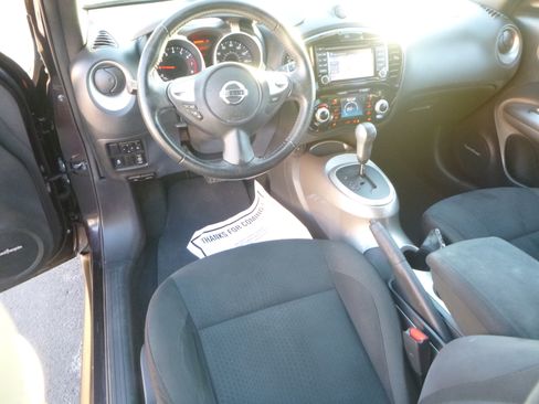 Used 2016 Nissan Juke SV AWD/4WD image 17