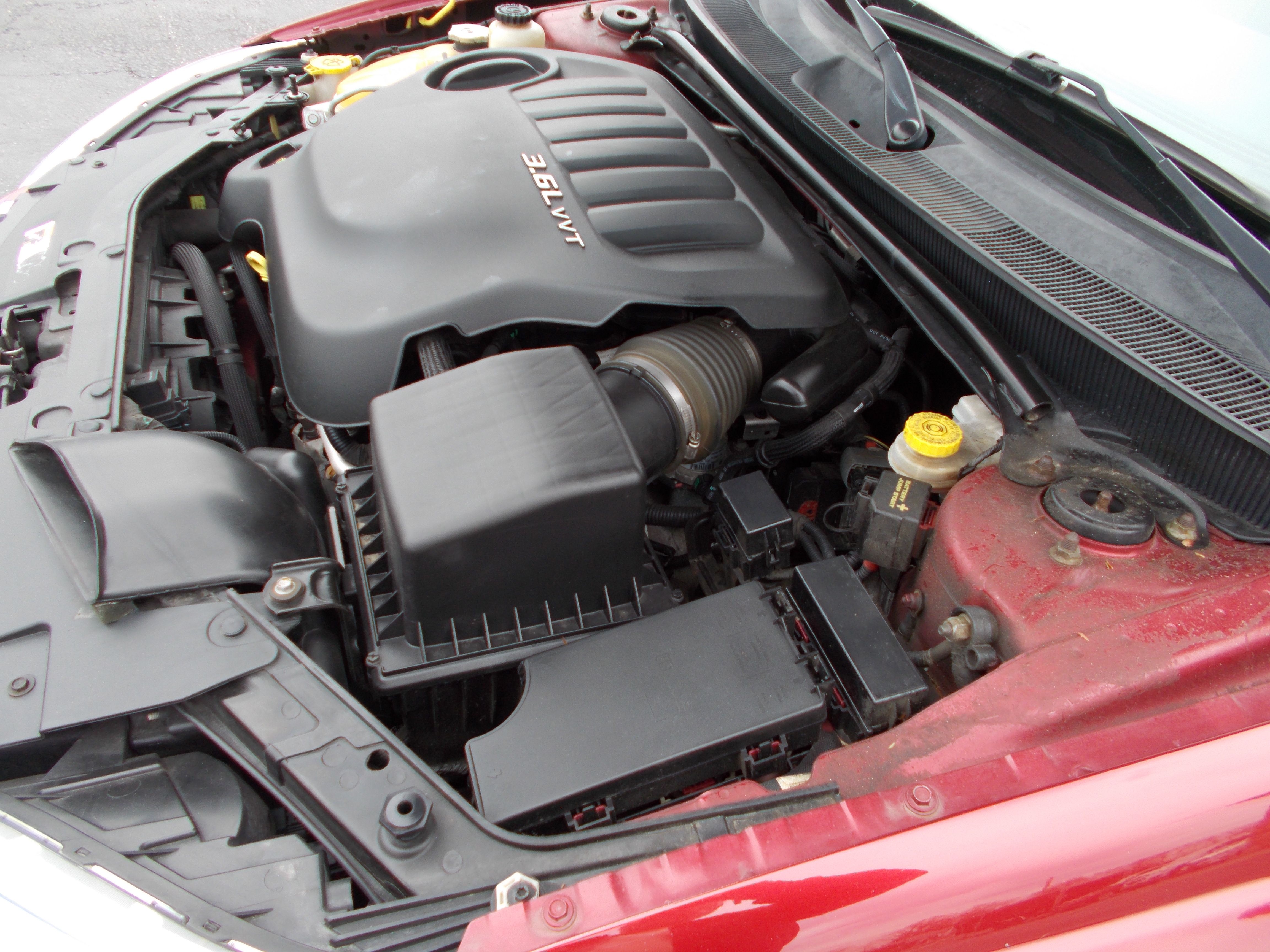 Used 2013 Chrysler 200 Limited FWD image 12
