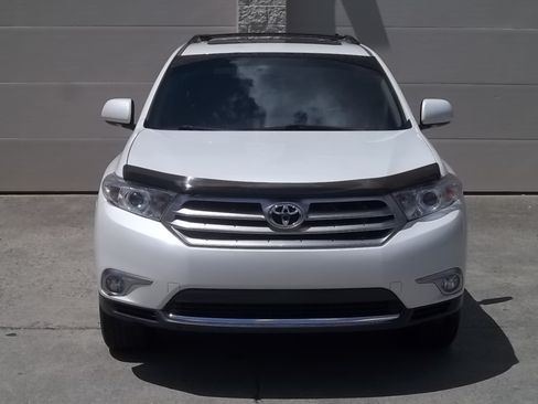 Used 2012 Toyota Highlander 4WD Limited image 2