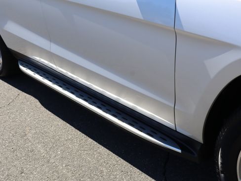 Used 2015 Mercedes-Benz GL 450 image 11