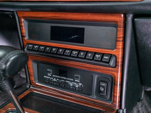 Used 1990 Lincoln Mark VII Blass image 63