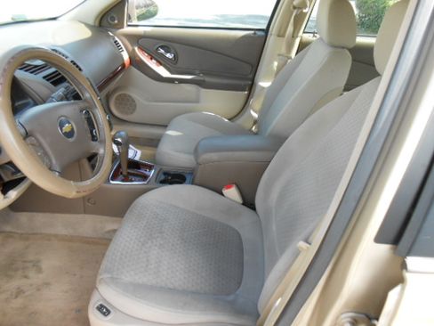 Used 2006 Chevrolet Malibu LT V6 FWD image 9