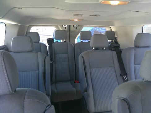 Used 2015 Ford Transit 350 XLT image 10