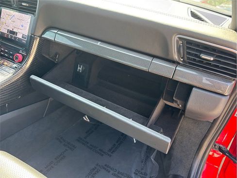 Used 2018 Porsche 911 Targa 4 GTS image 41