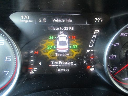 Used 2016 Dodge Charger SE image 33