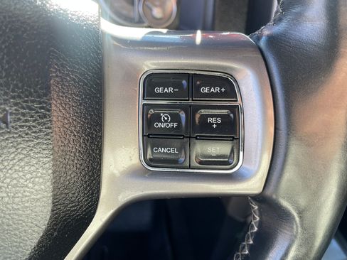 Used 2017 RAM 1500 Limited image 11