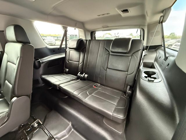 Used 2020 Chevrolet Suburban 4WD image 18
