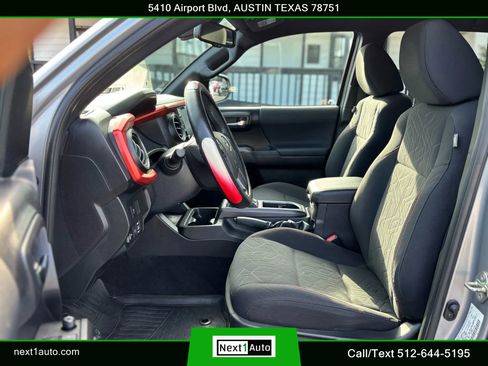 Used 2020 Toyota Tacoma image 17