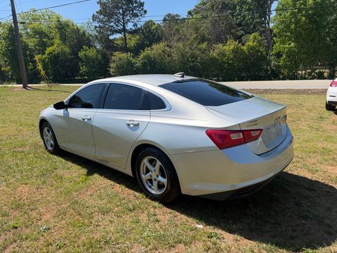 Used 2017 Chevrolet Malibu LS w/ 1LS FWD image 28
