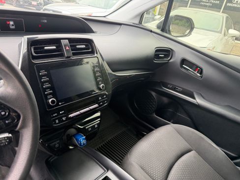 Used 2022 Toyota Prius AWD w/ Protection Package #2 image 14