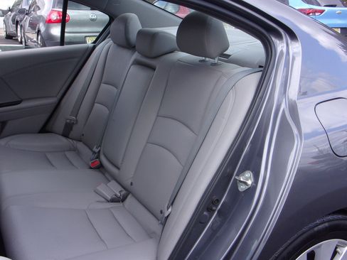 Used 2015 Honda Accord EX-L image 23