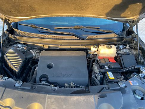 Used 2020 Chevrolet Traverse LT image 21