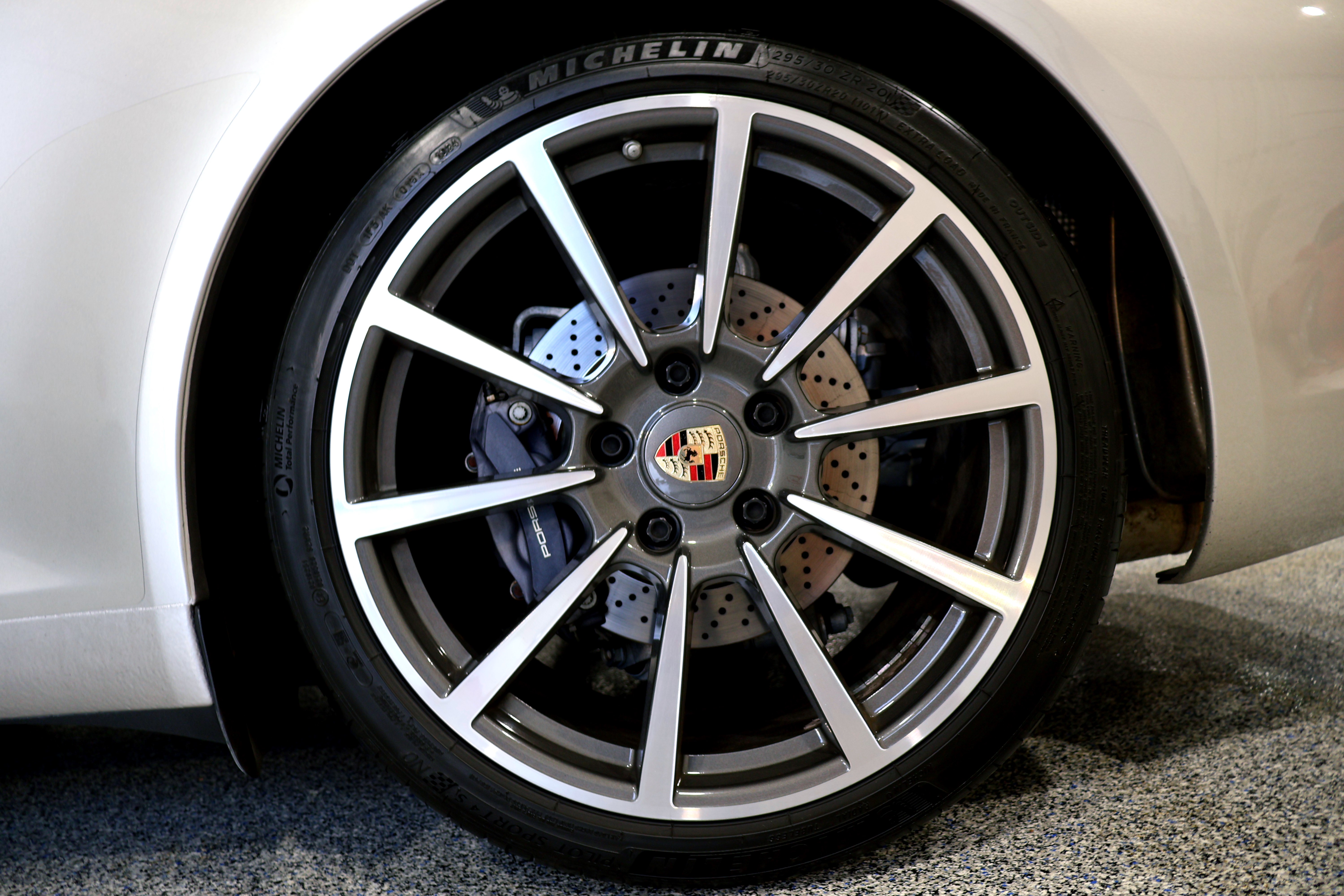 Used 2013 Porsche 911 Carrera RWD image 24