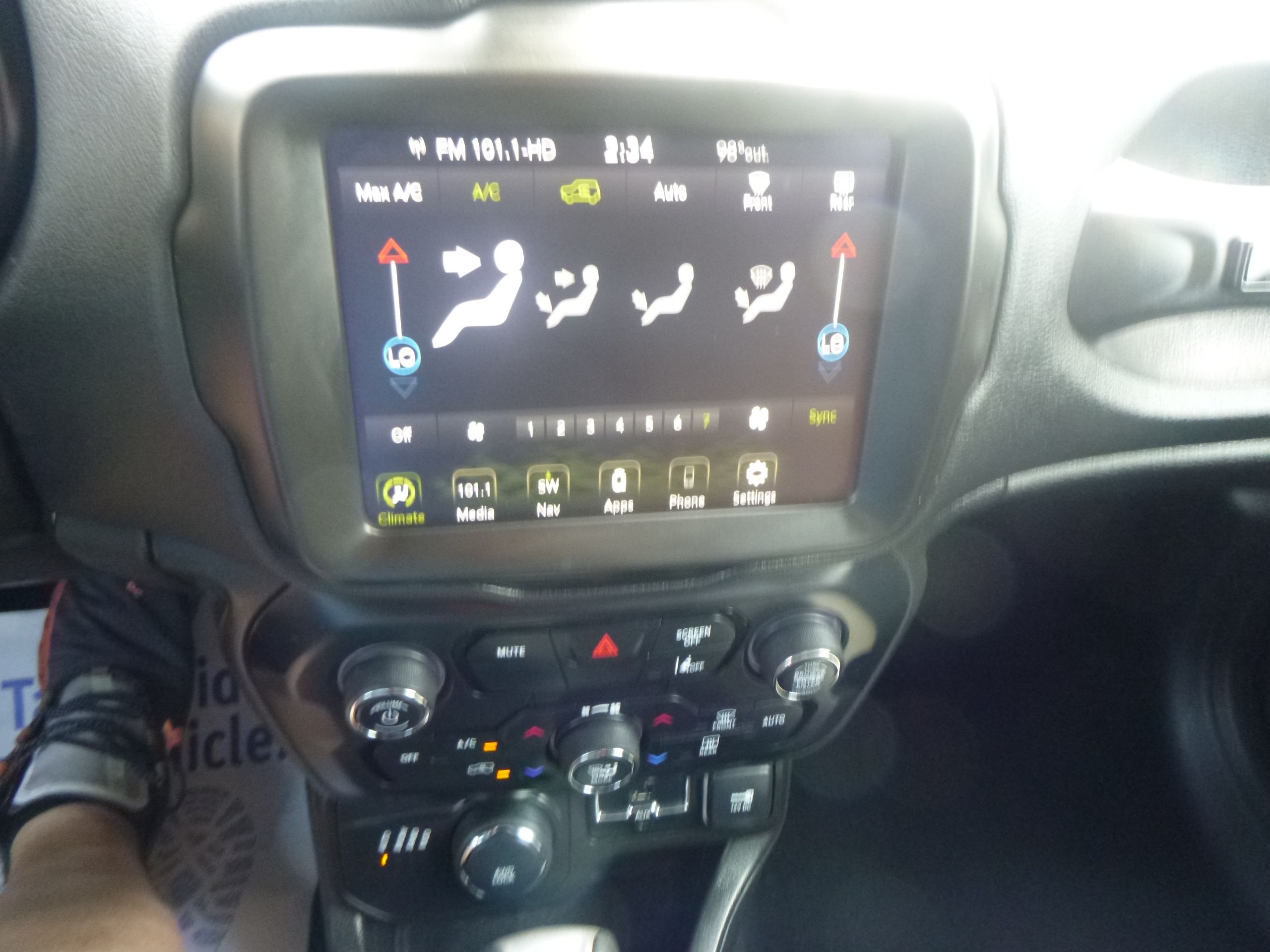 Used 2021 Jeep Renegade 75th Anniversary AWD/4WD image 20