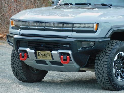 Used 2025 GMC Hummer EV 3X image 12