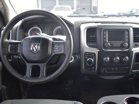 Used 2017 RAM 1500 Classic SLT image 14