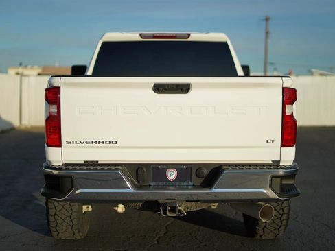 Used 2023 Chevrolet Silverado 2500 LT w/ Convenience Package image 8