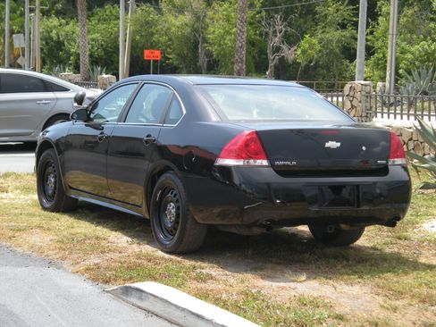 Used 2016 Chevrolet Impala Police FWD image 3