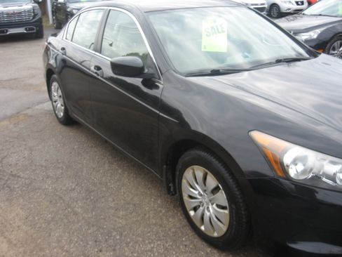 Used 2009 Honda Accord EX image 3