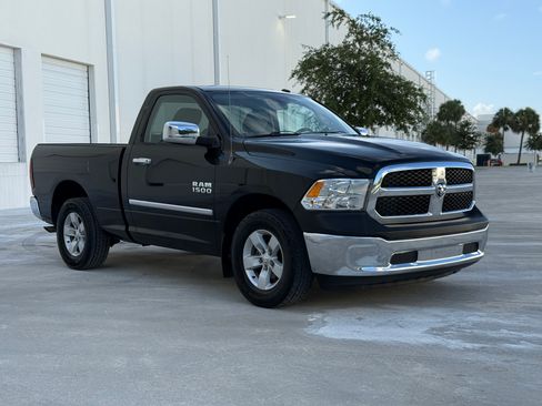 Used 2013 RAM 1500 ST RWD image 11