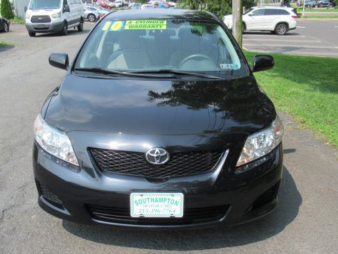 Used 2010 Toyota Corolla LE Sedan FWD image 3
