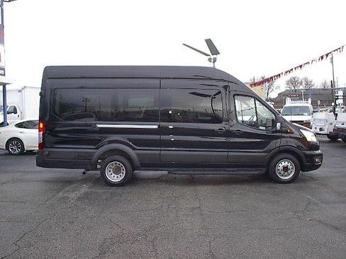 Used 2020 Ford Transit 350 XLT image 3