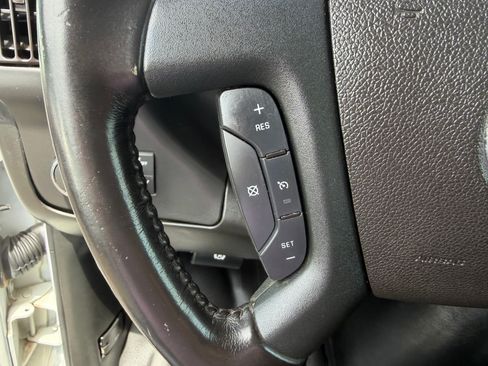Used 2023 Chevrolet Express 2500 UNAVAIL RWD image 13