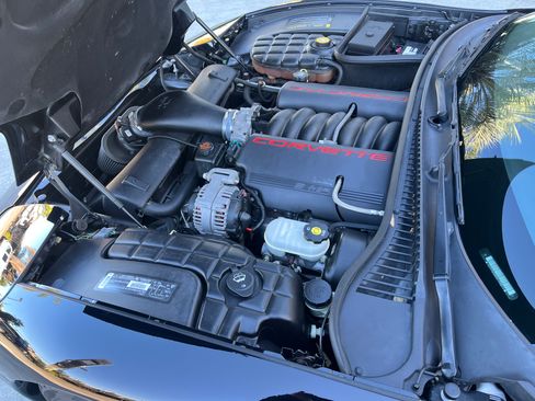 Used 2003 Chevrolet Corvette image 19