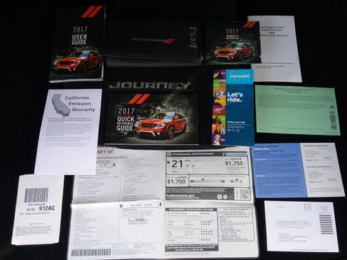 Used 2017 Dodge Journey SE image 6