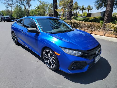 Used 2017 Honda Civic Si Coupe image 2