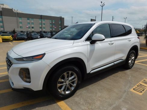 Used 2020 Hyundai Santa Fe SEL image 4