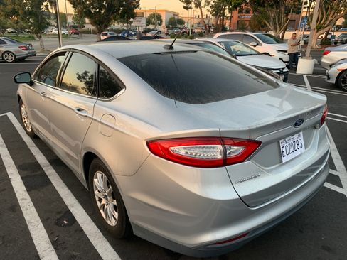 Used 2014 Ford Fusion S image 1