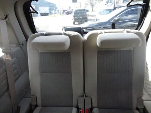 Used 2007 Ford Explorer XLT image 12