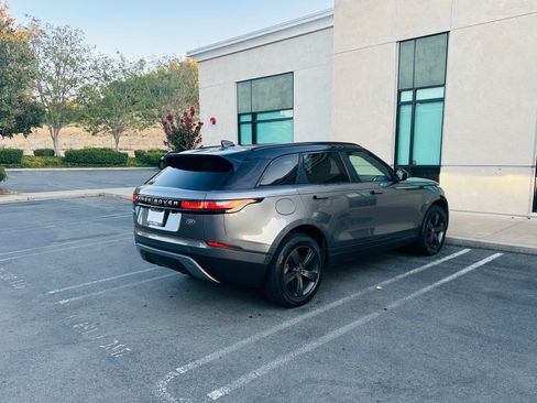 Used 2018 Land Rover Range Rover Velar S AWD/4WD image 6