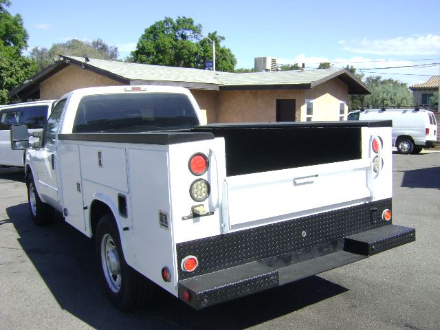 Used 2013 Ford F350 2WD Regular Cab Super Duty image 5