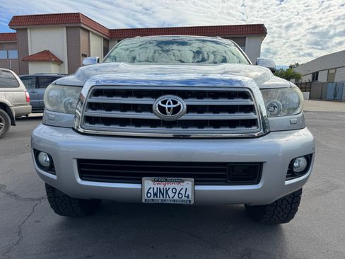 Used 2012 Toyota Sequoia Platinum image 10