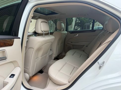 Used 2016 Mercedes-Benz E 350 Sedan image 10