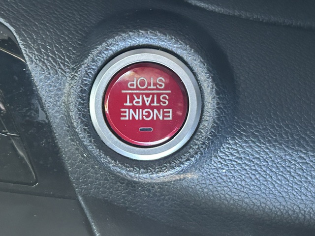 Used 2017 Honda Accord EX-L Coupe image 13