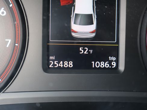 Used 2022 Volkswagen Passat Limited Edition image 25